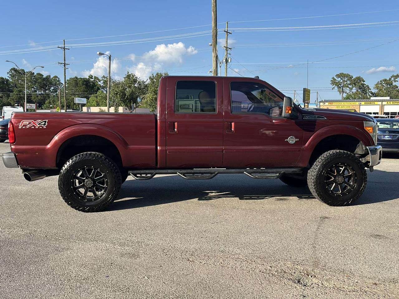 Ford F-250 SD Lariat Crew Cab 4WD 2012