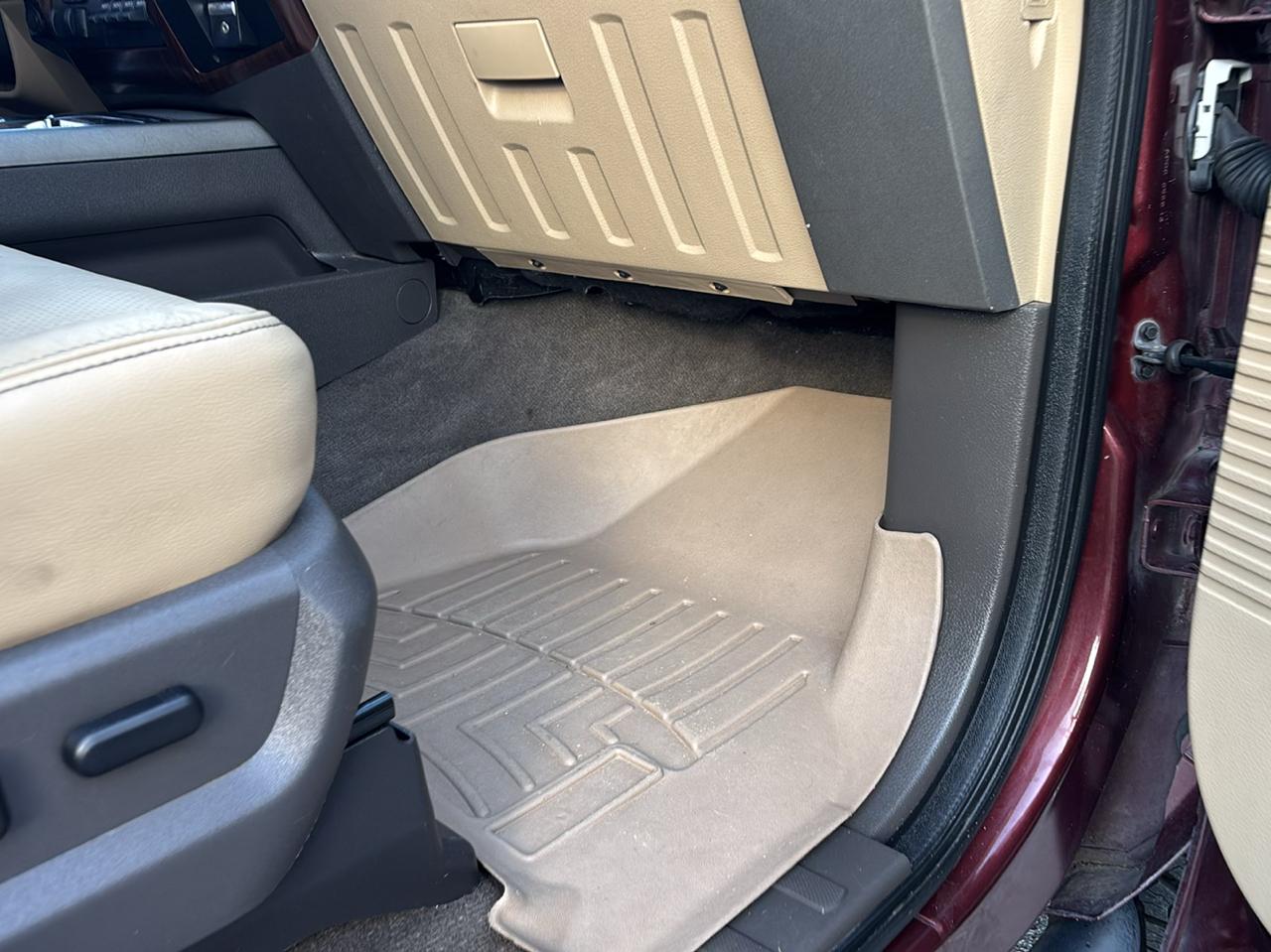 Ford F-250 SD Lariat Crew Cab 4WD 2012