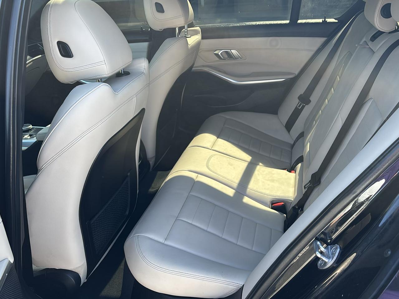 BMW 3-Series 330i 2021