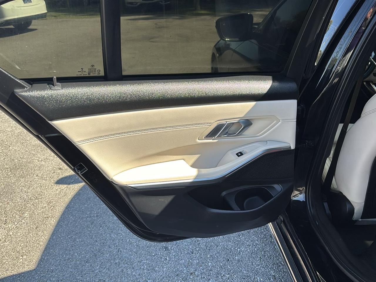 BMW 3-Series 330i 2021