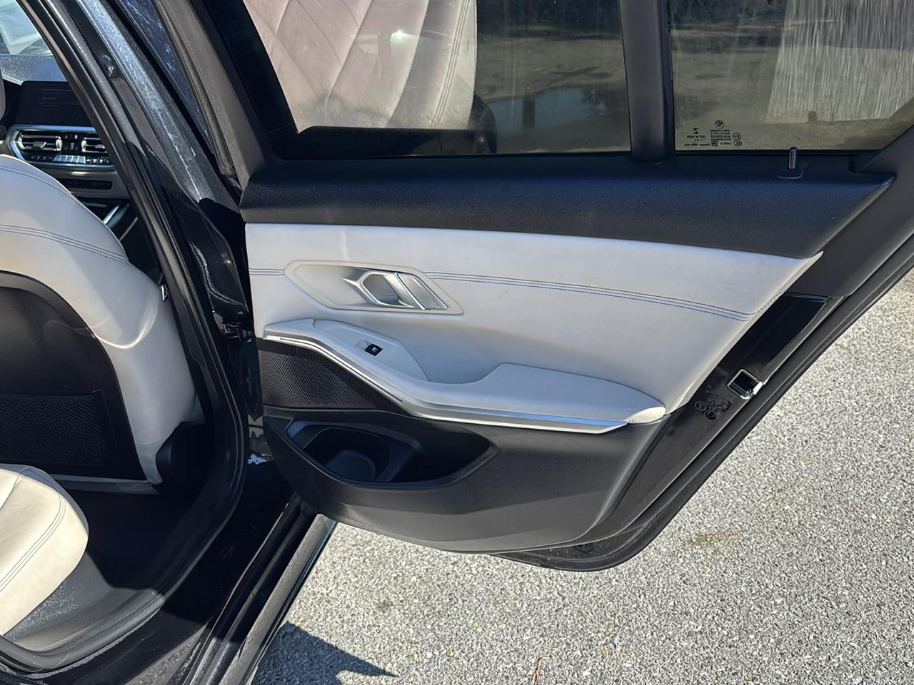 BMW 3-Series 330i 2021