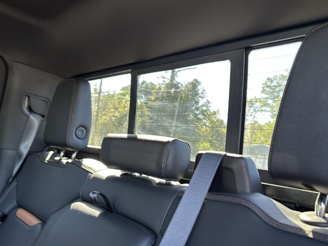GMC Sierra 1500 Limited AT4 Crew Cab Short Box 4WD 2022