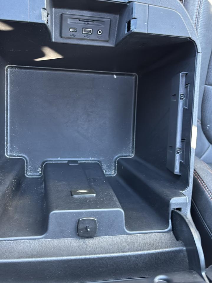 GMC Sierra 1500 Limited AT4 Crew Cab Short Box 4WD 2022