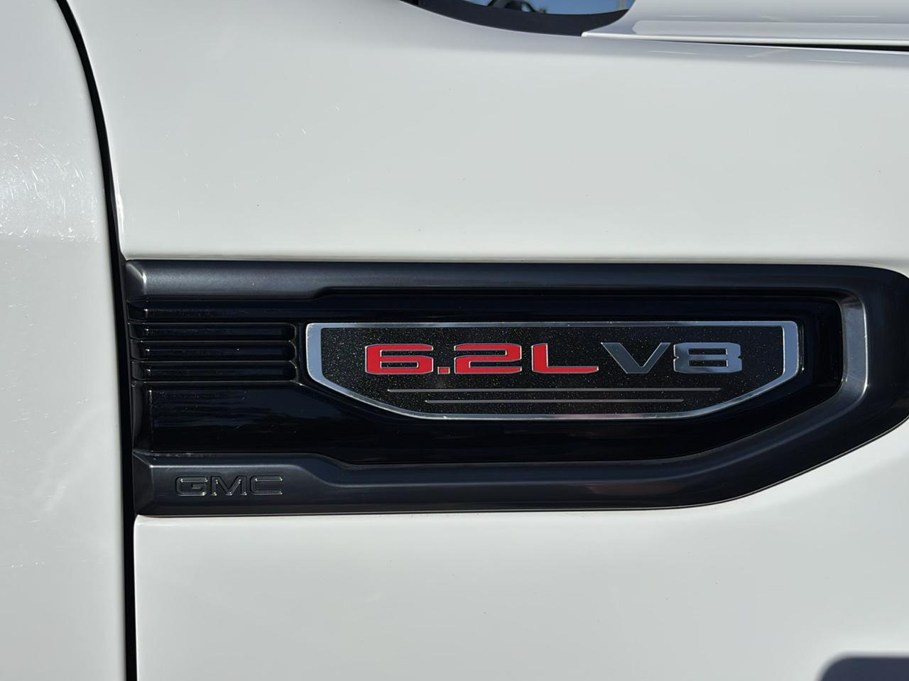 GMC Sierra 1500 Limited AT4 Crew Cab Short Box 4WD 2022