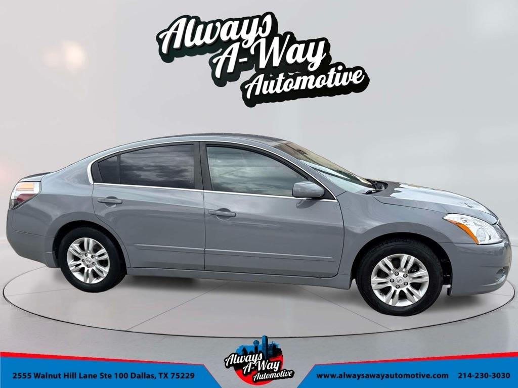 Nissan Altima 2.5 2012