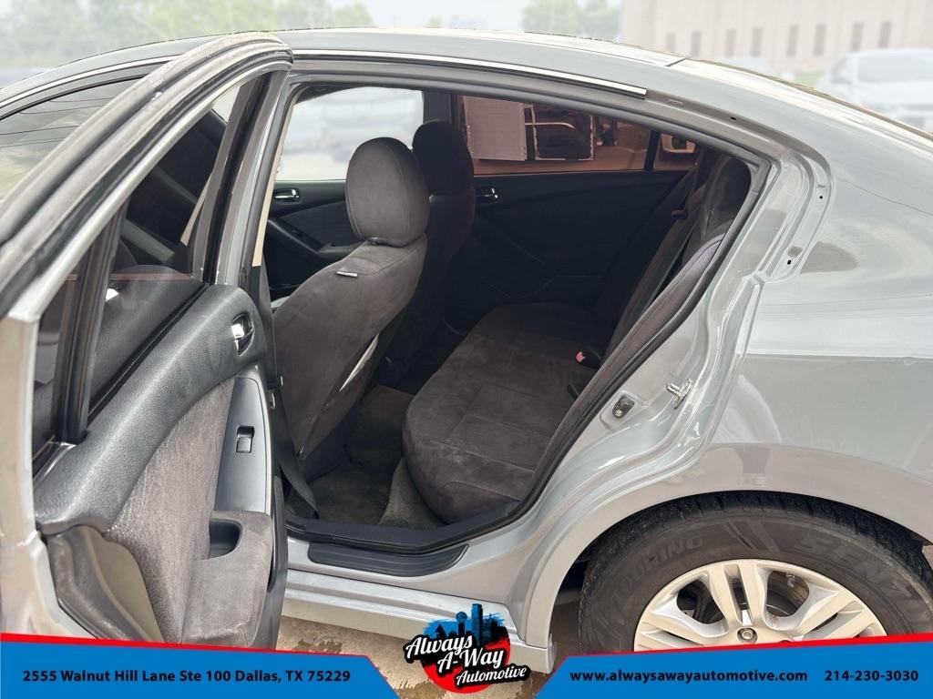 Nissan Altima 2.5 2012