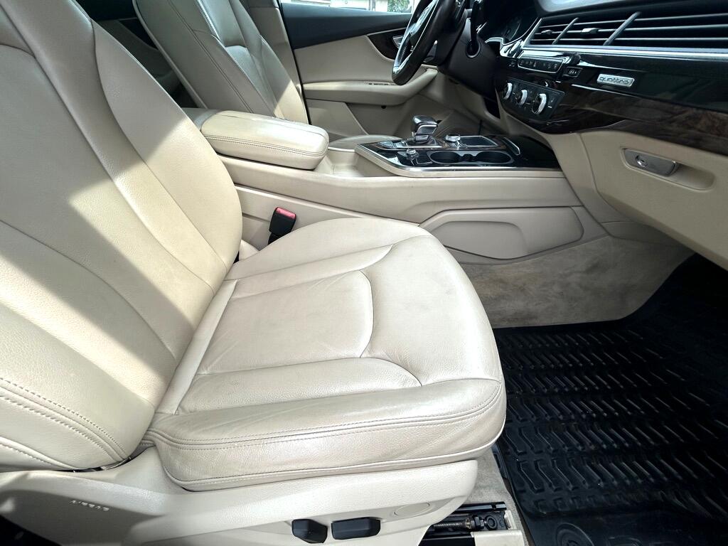 Audi Q7 3.0 Premium Plus quattro 2017 Audi Q7 3.0 Premium Plus quattro 2017