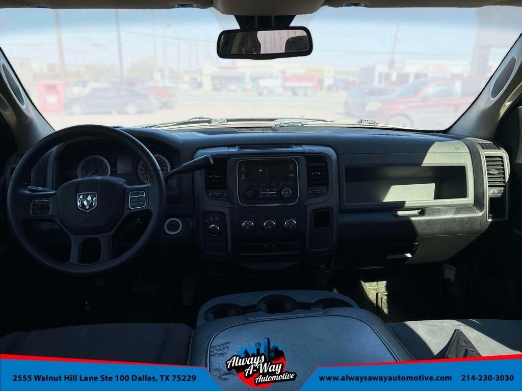 RAM 1500 Tradesman Crew Cab SWB 4WD 2013