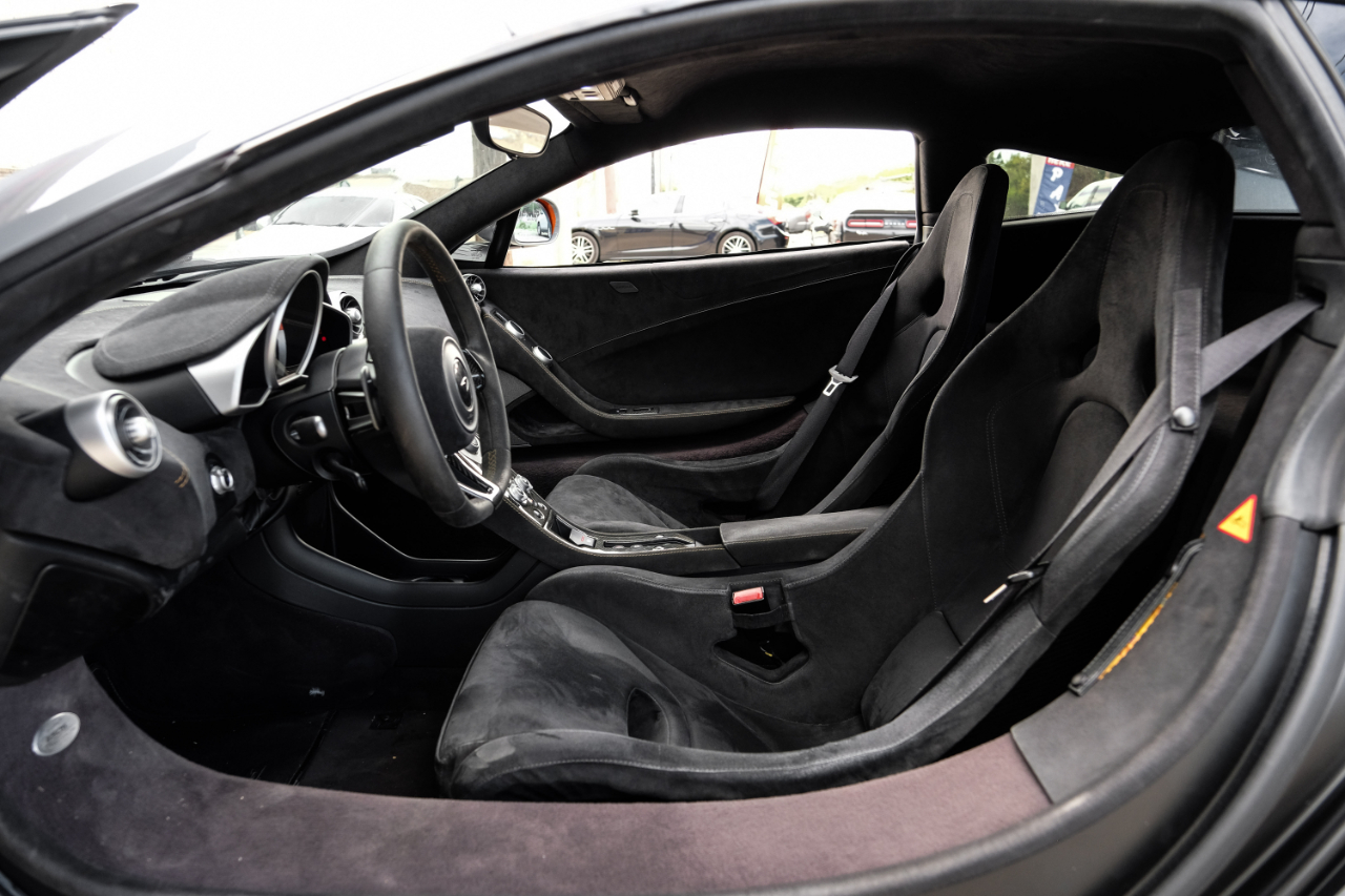 McLaren 650s Coupe 2015 McLaren 650s Coupe 2015