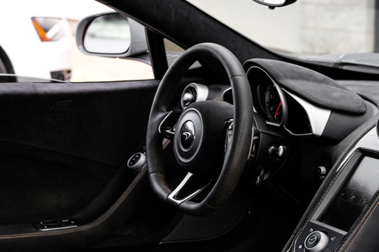McLaren 650s Coupe 2015 McLaren 650s Coupe 2015