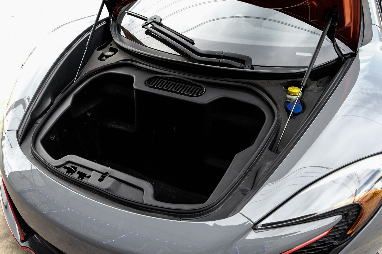 McLaren 650s Coupe 2015 McLaren 650s Coupe 2015
