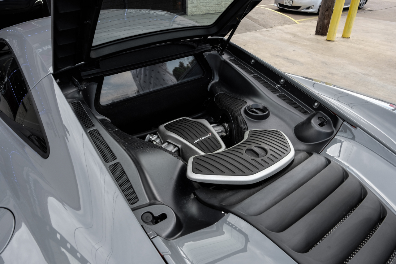 McLaren 650s Coupe 2015 McLaren 650s Coupe 2015