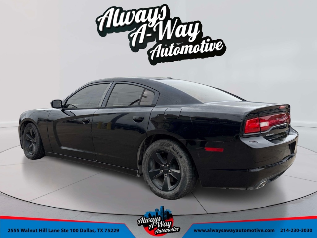 Dodge Charger SE 2012