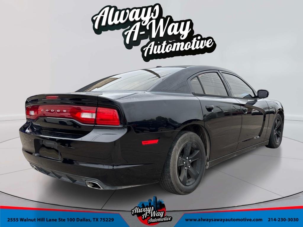 Dodge Charger SE 2012