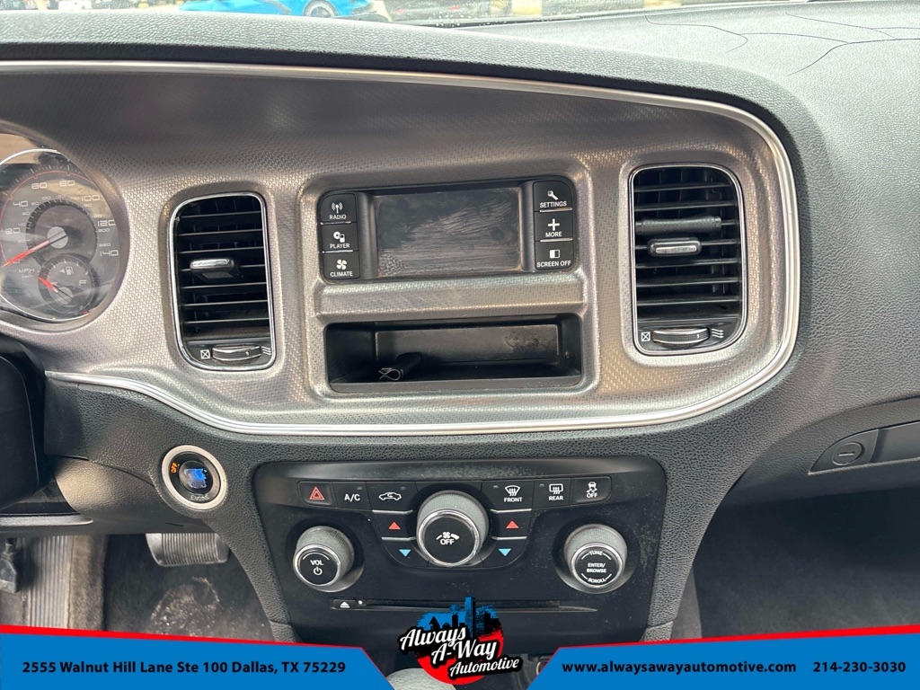 Dodge Charger SE 2012