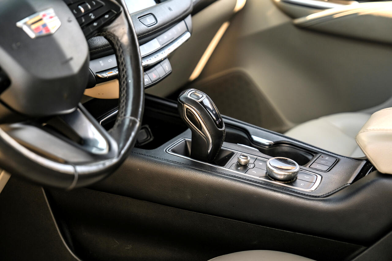 Cadillac XT4 Luxury 2019 Cadillac XT4 Luxury 2019