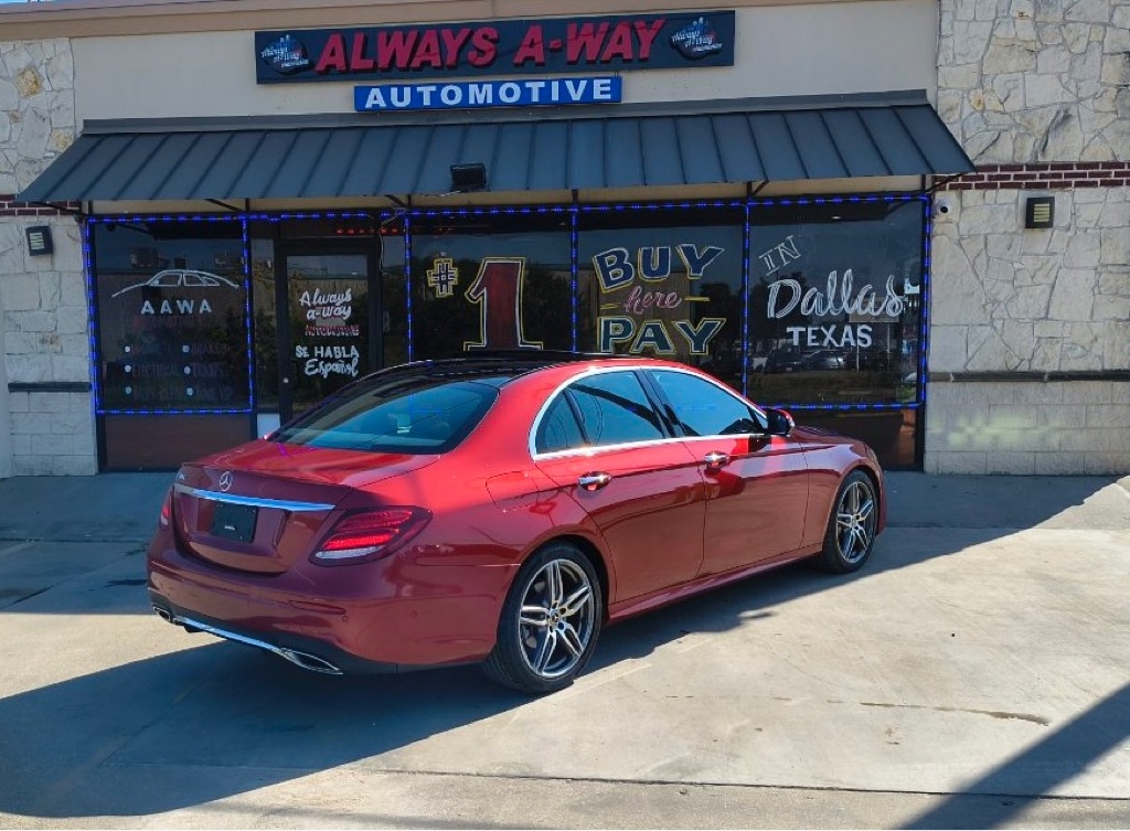 Mercedes-Benz E-Class E300 Luxury Sedan 2018 Mercedes-Benz E-Class E300 Luxury Sedan 2018