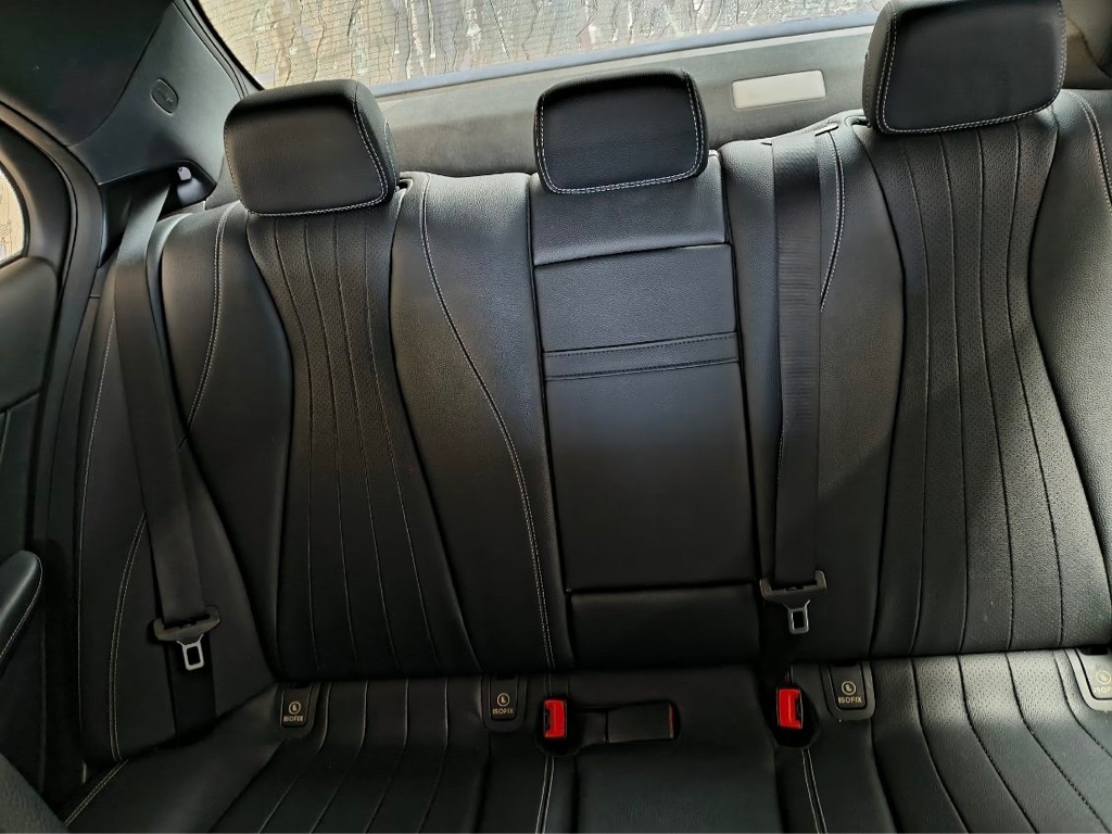 Mercedes-Benz E-Class E300 Luxury Sedan 2018 Mercedes-Benz E-Class E300 Luxury Sedan 2018