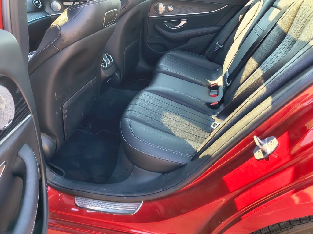 Mercedes-Benz E-Class E300 Luxury Sedan 2018 Mercedes-Benz E-Class E300 Luxury Sedan 2018