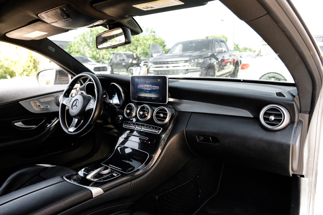 Mercedes-Benz C-Class C300 Coupe 2017 Mercedes-Benz C-Class C300 Coupe 2017