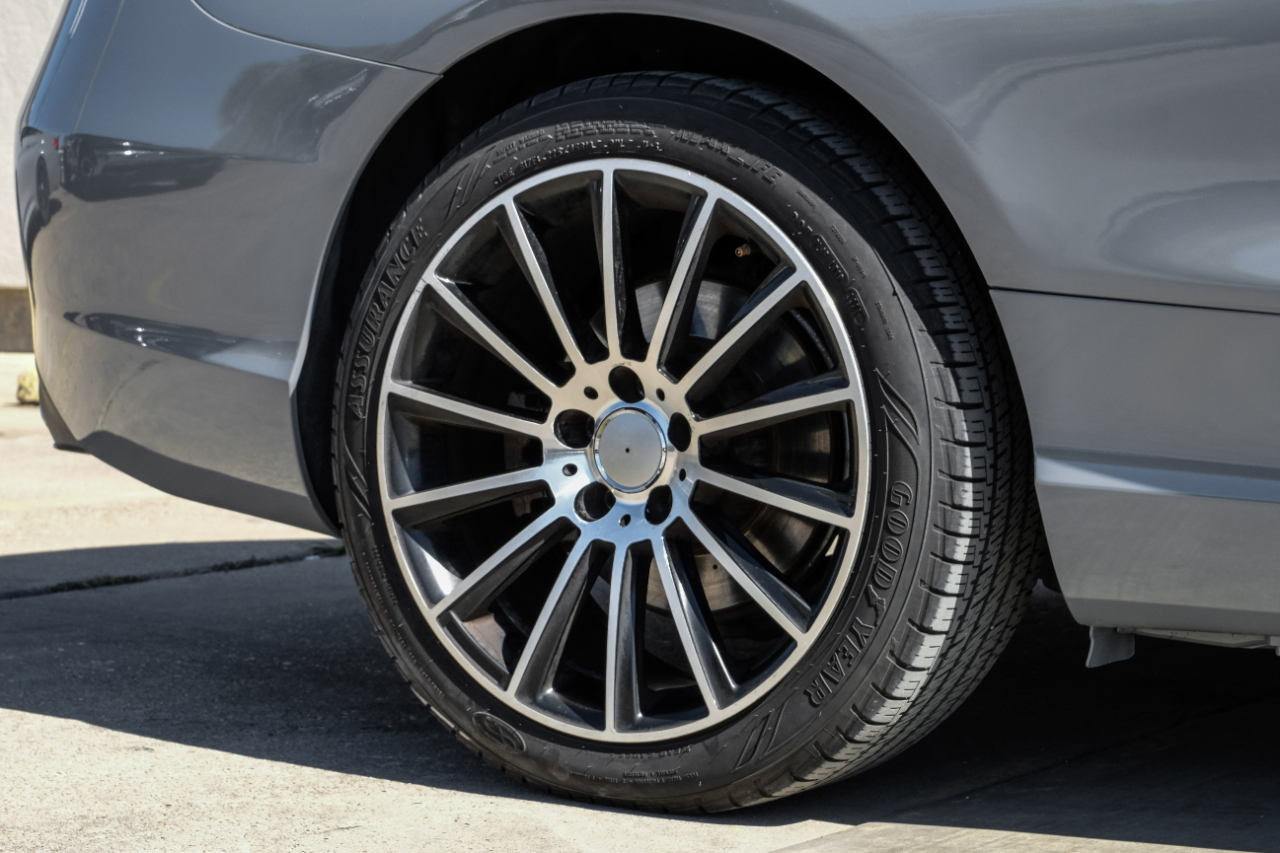 Mercedes-Benz C-Class C300 Coupe 2017 Mercedes-Benz C-Class C300 Coupe 2017