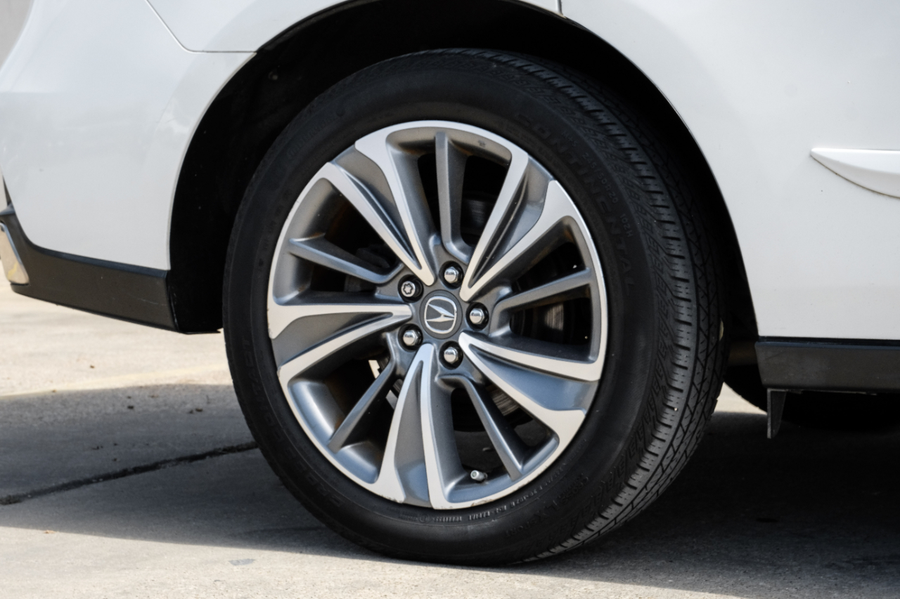 Acura MDX 9-Spd AT w/Tech Package 2017 Acura MDX 9-Spd AT w/Tech Package 2017