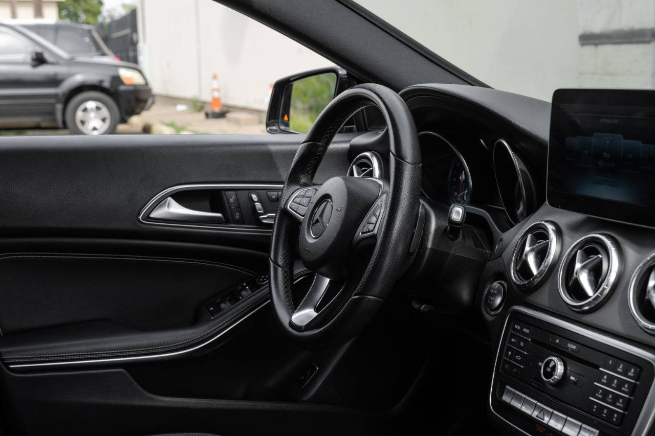 Mercedes-Benz CLA-Class CLA250 4MATIC 2018 Mercedes-Benz CLA-Class CLA250 4MATIC 2018