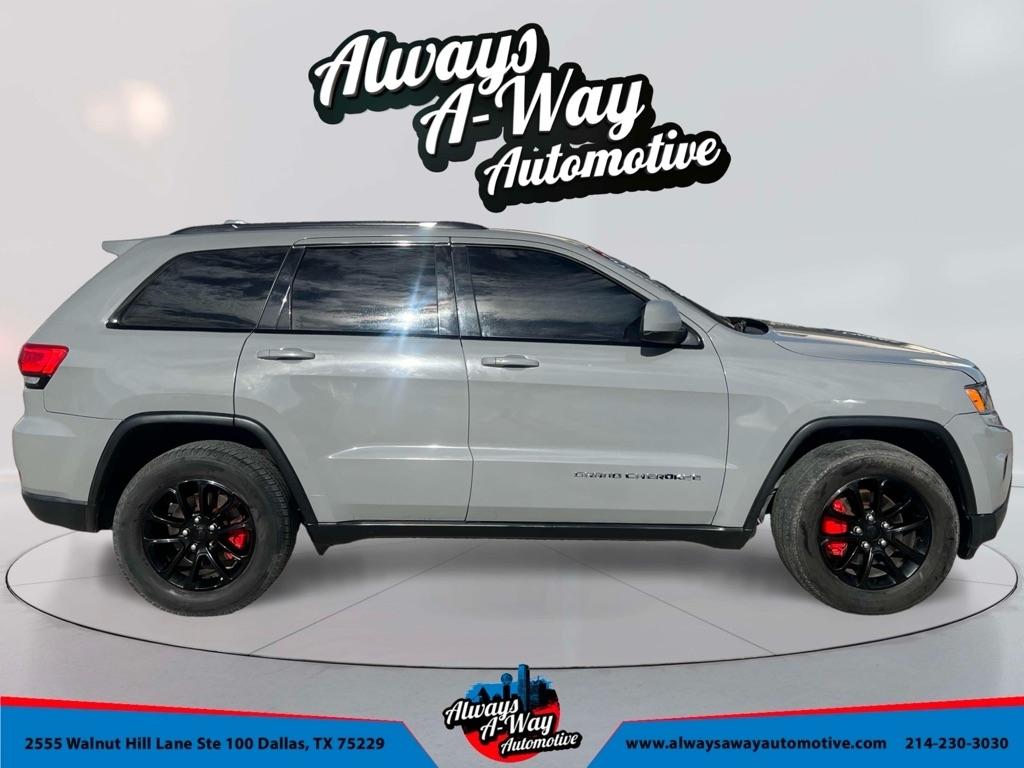 Jeep Grand Cherokee Laredo 2WD 2014