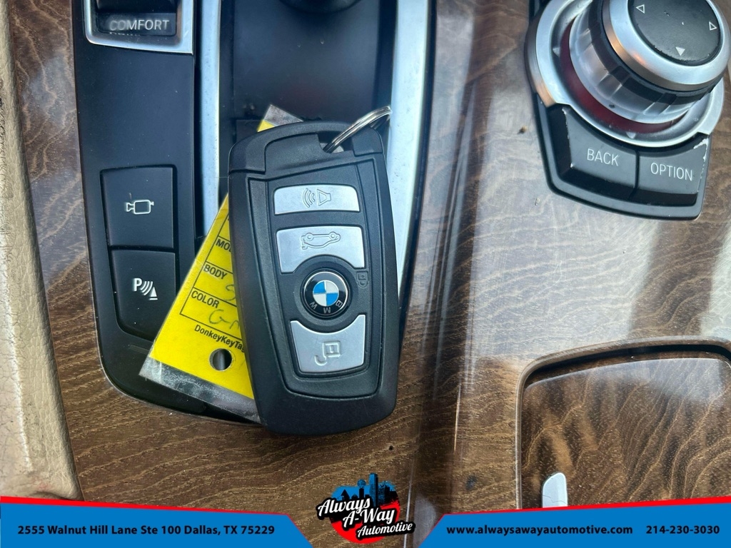 BMW 5-Series 528i 2012