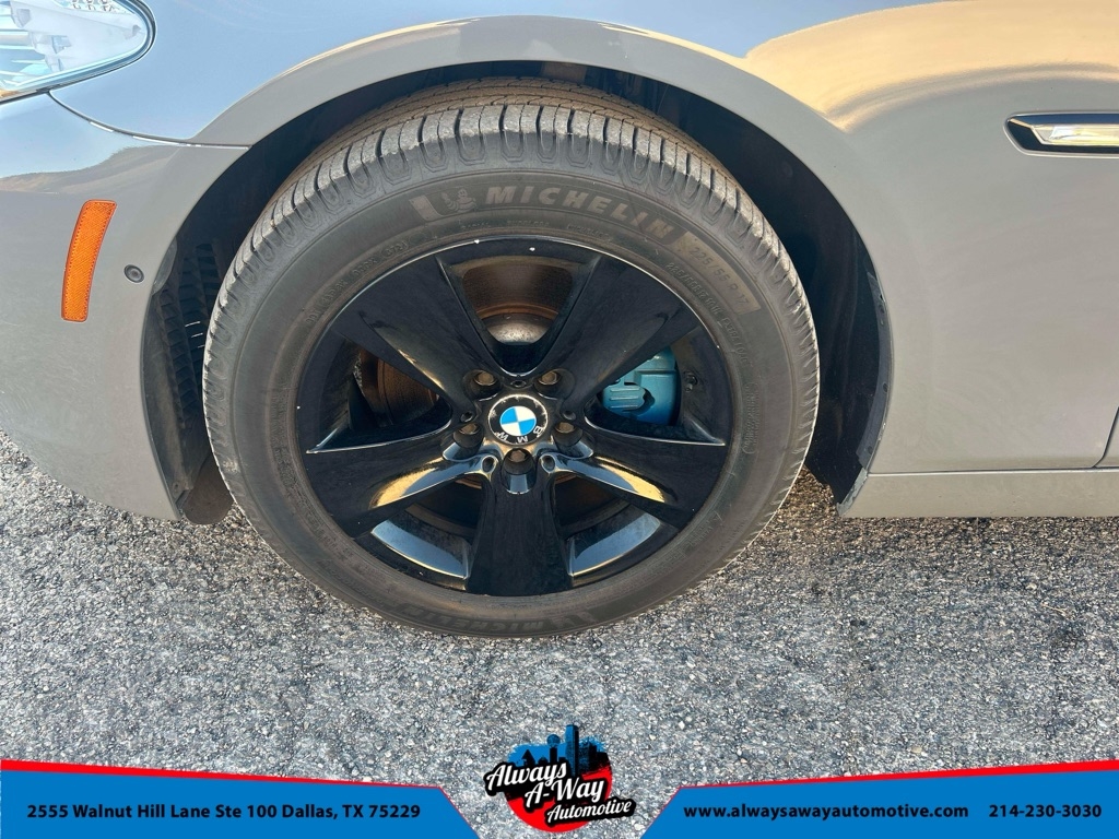 BMW 5-Series 528i 2012