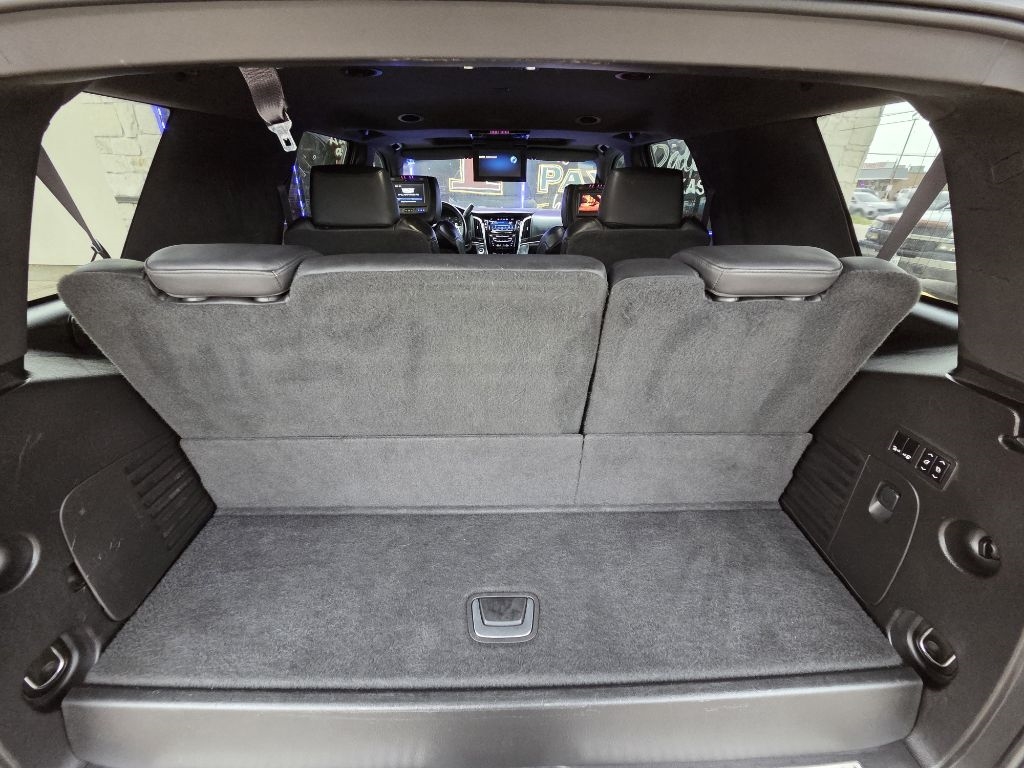 Cadillac Escalade Platinum 4WD 2015 Cadillac Escalade Platinum 4WD 2015