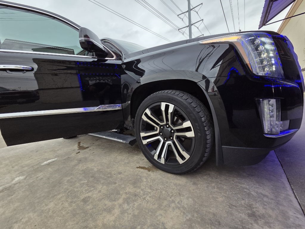 Cadillac Escalade Platinum 4WD 2015 Cadillac Escalade Platinum 4WD 2015