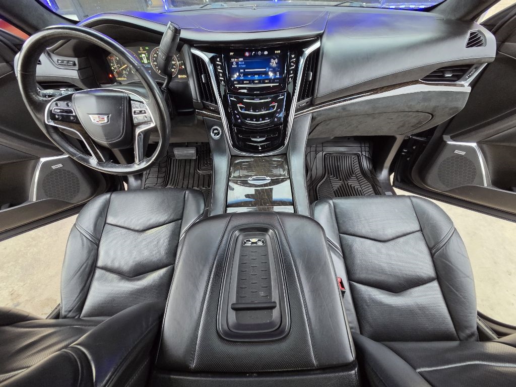 Cadillac Escalade Platinum 4WD 2015 Cadillac Escalade Platinum 4WD 2015