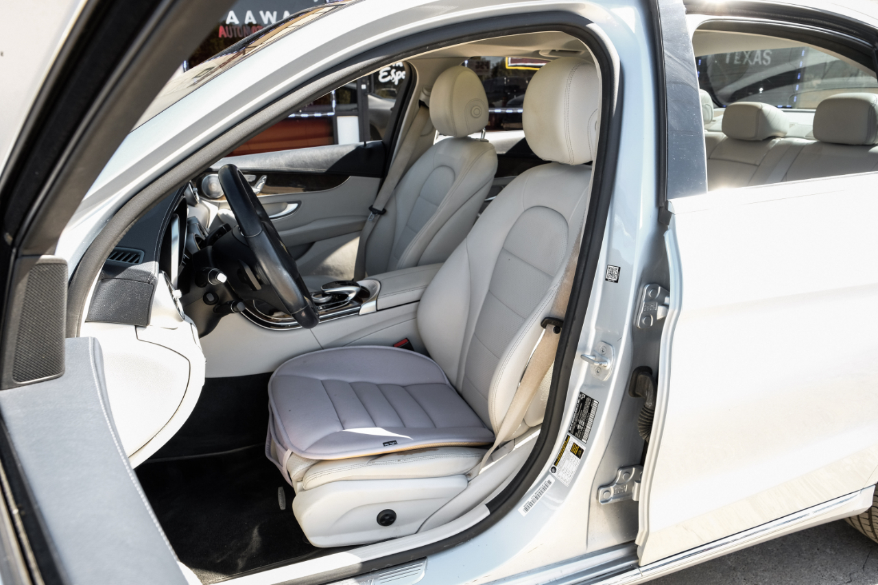 Mercedes-Benz C-Class C300 Sedan 2016 Mercedes-Benz C-Class C300 Sedan 2016
