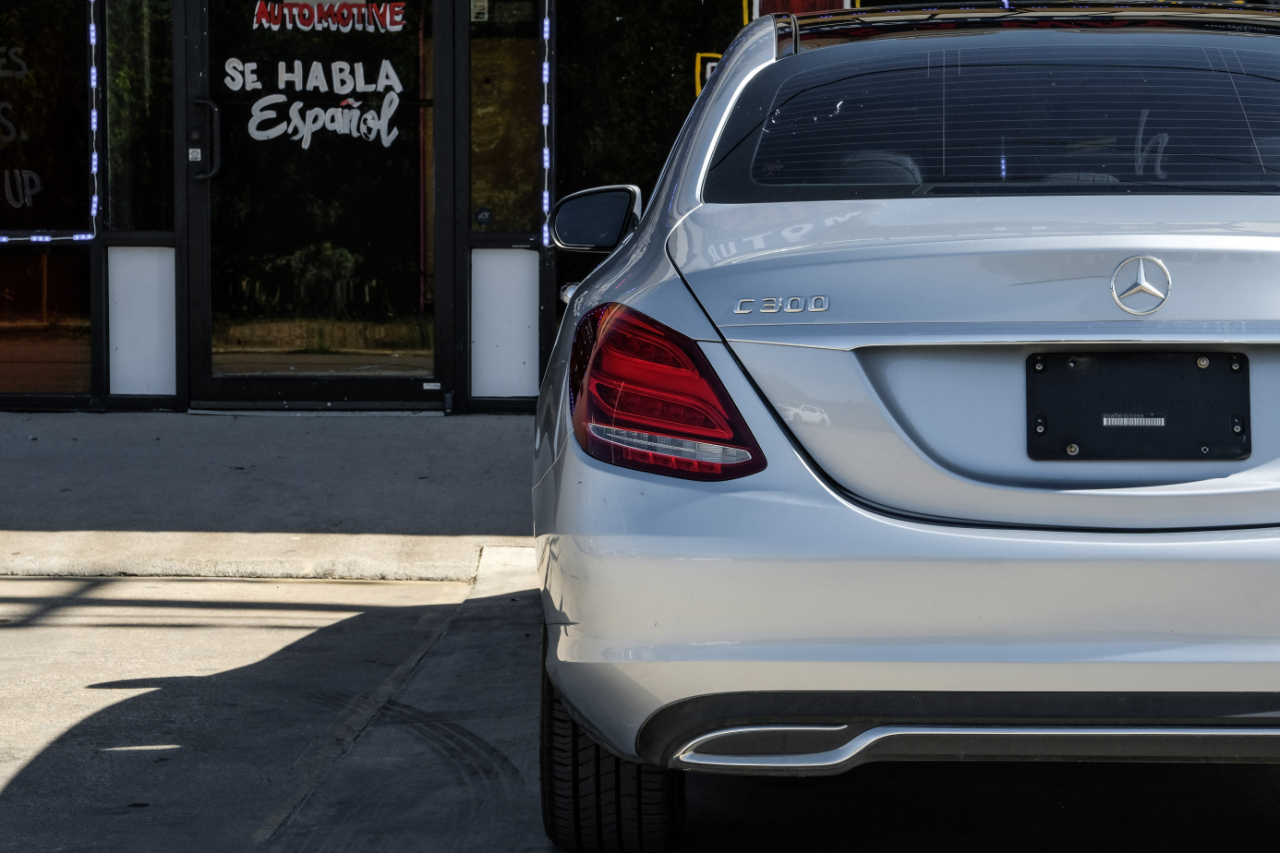 Mercedes-Benz C-Class C300 Sedan 2016 Mercedes-Benz C-Class C300 Sedan 2016