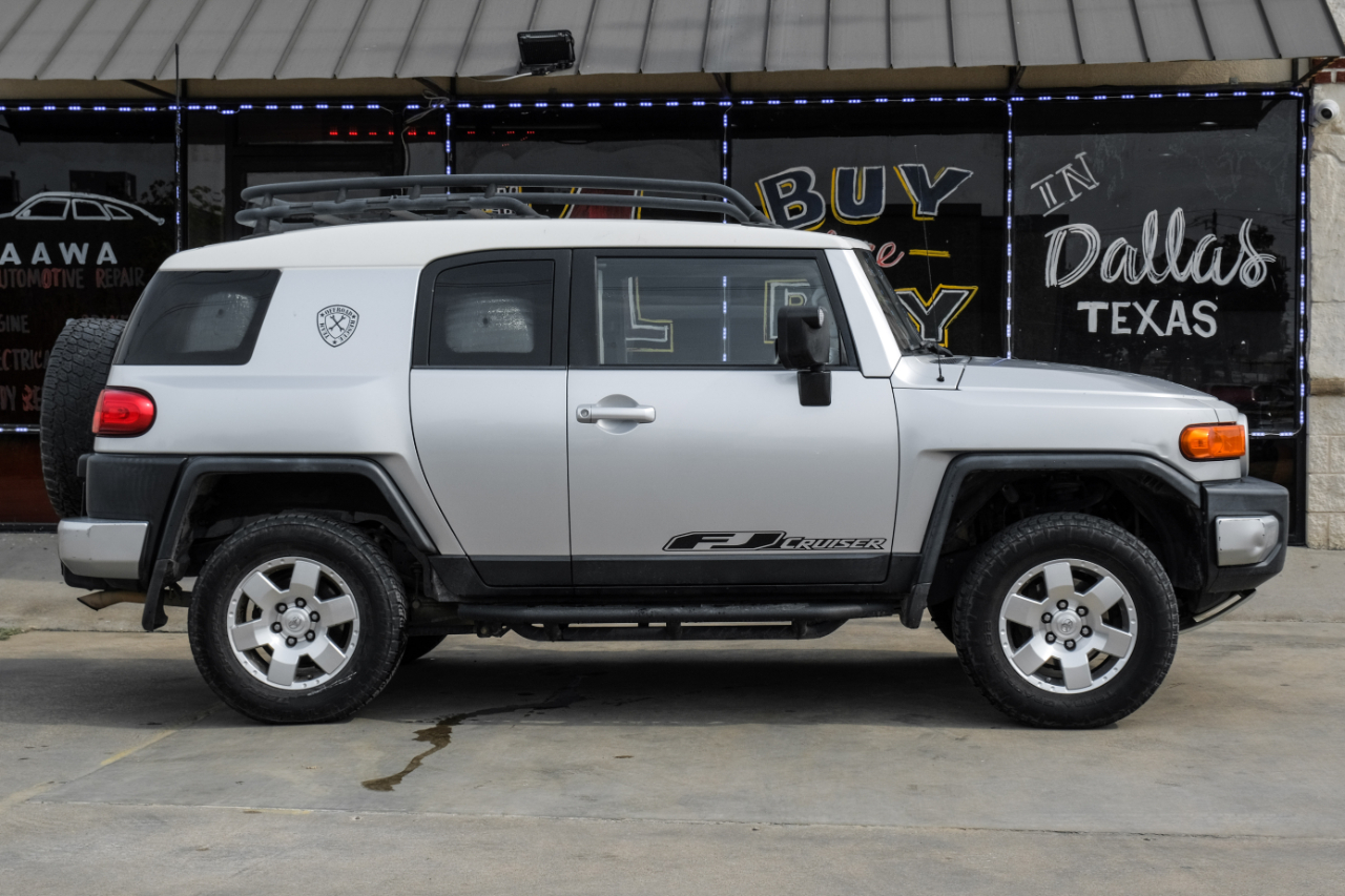 Toyota FJ Cruiser 4WD AT 2008 Toyota FJ Cruiser 4WD AT 2008
