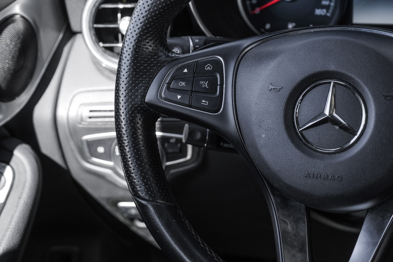 Mercedes-Benz GLC-Class GLC300 2019 Mercedes-Benz GLC-Class GLC300 2019