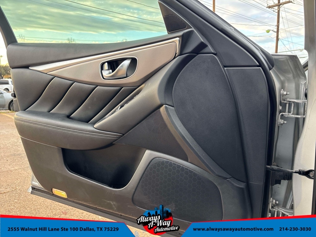 Infiniti Q50 Base 2015