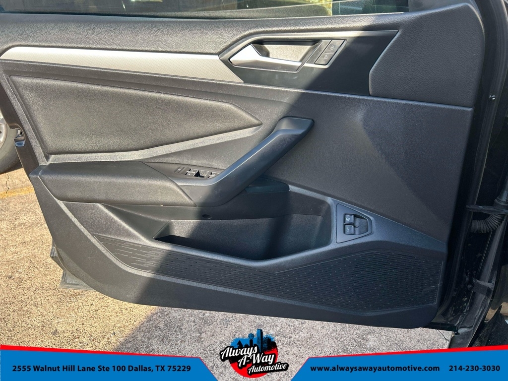 Volkswagen Jetta 1.4T S 8A 2021