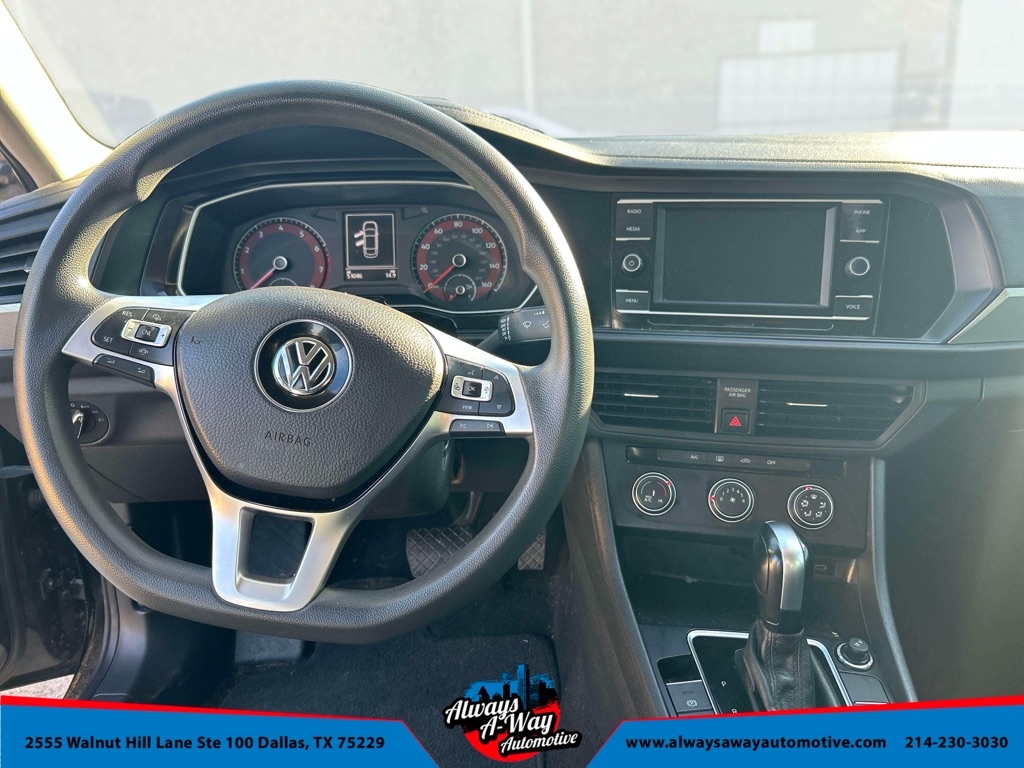 Volkswagen Jetta 1.4T S 8A 2021