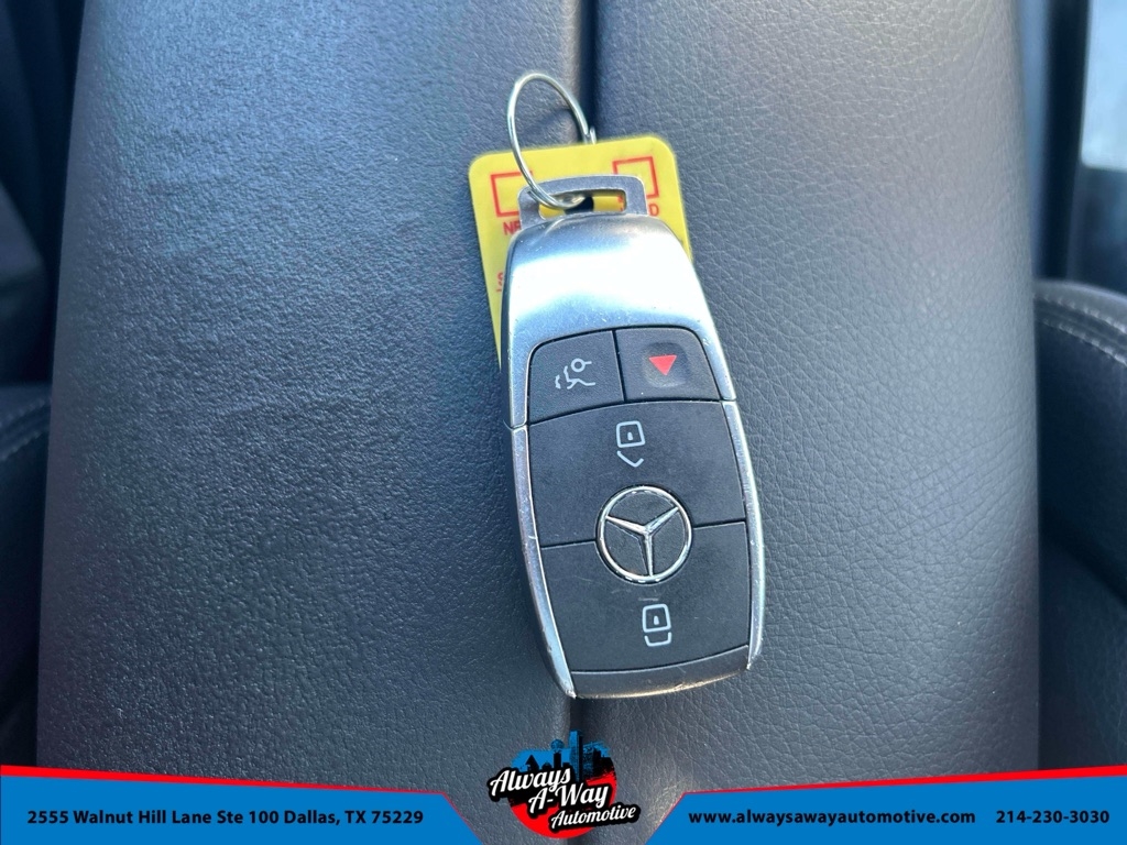 Mercedes-Benz GLC-Class GLC300 2021