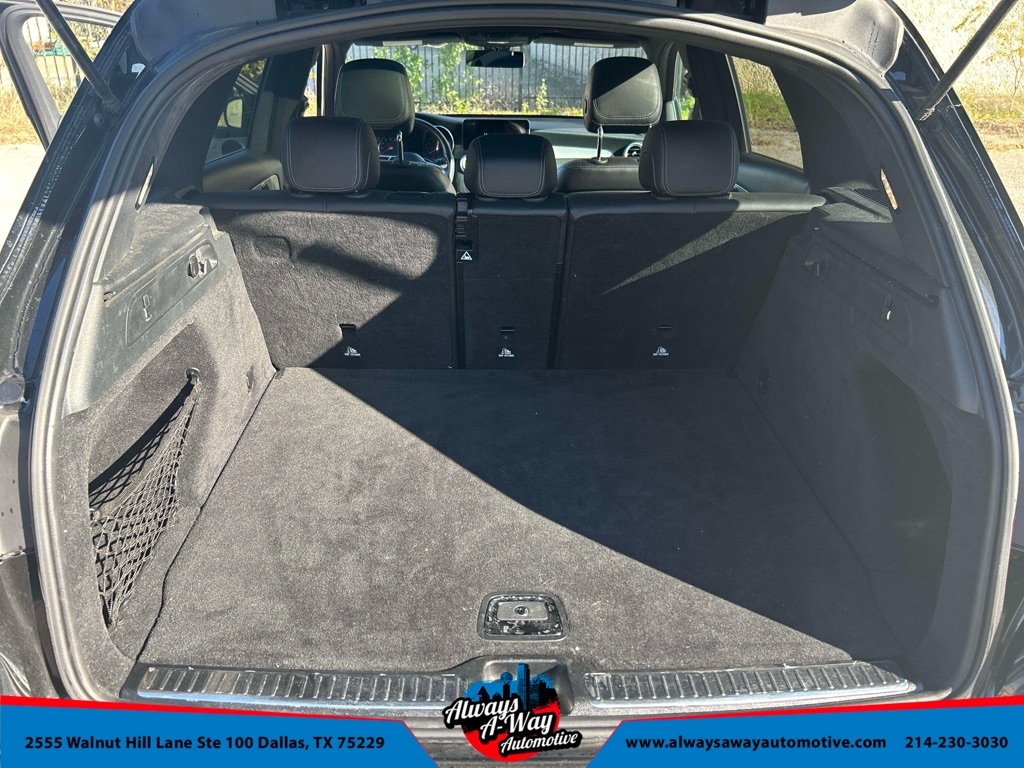 Mercedes-Benz GLC-Class GLC300 2021