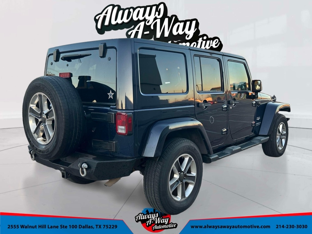 Jeep Wrangler Unlimited Sahara 4WD 2013