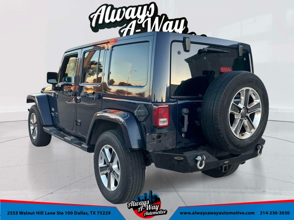 Jeep Wrangler Unlimited Sahara 4WD 2013
