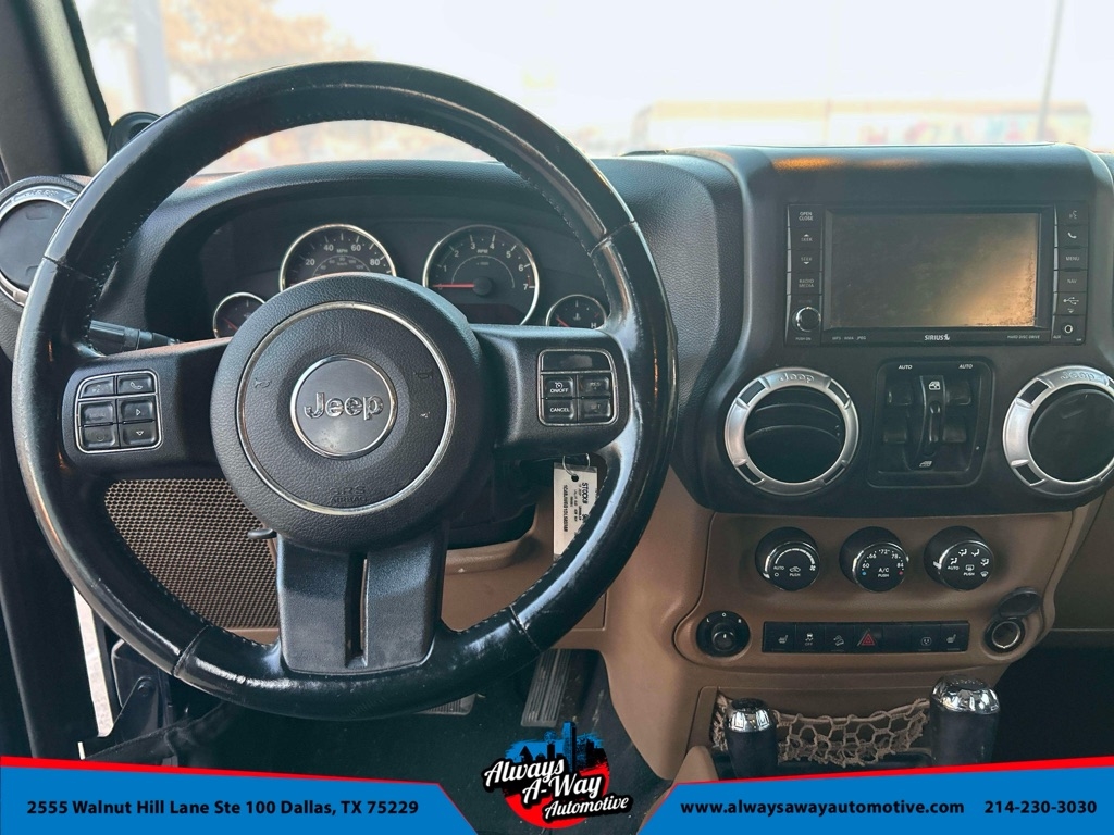 Jeep Wrangler Unlimited Sahara 4WD 2013