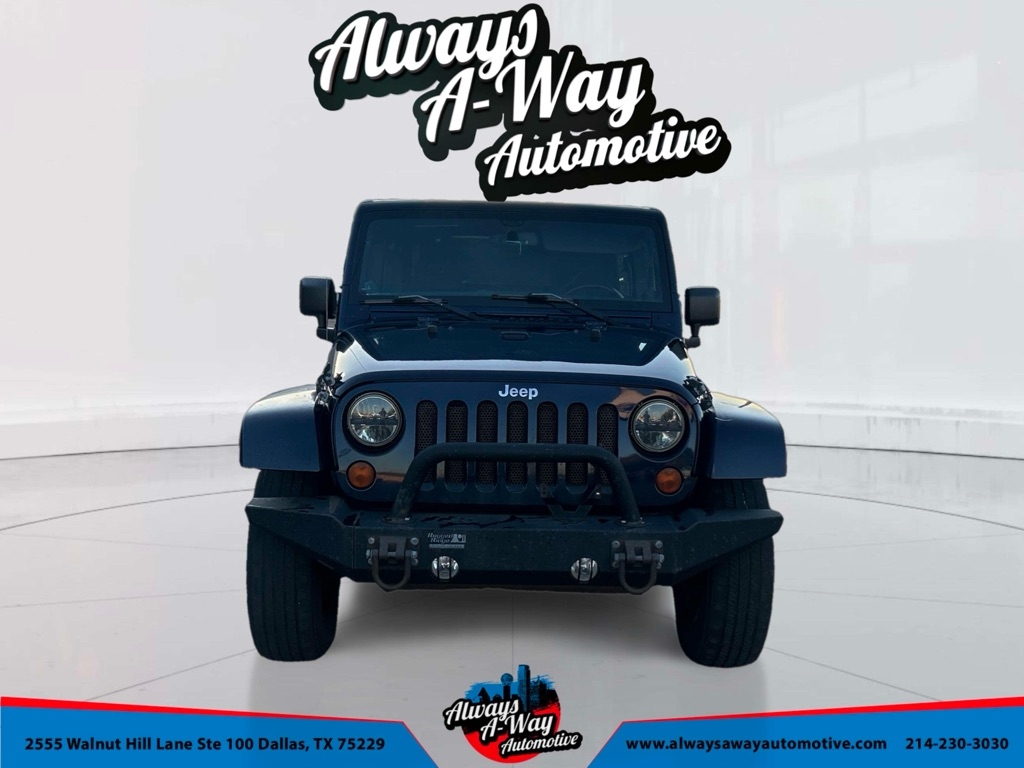Jeep Wrangler Unlimited Sahara 4WD 2013