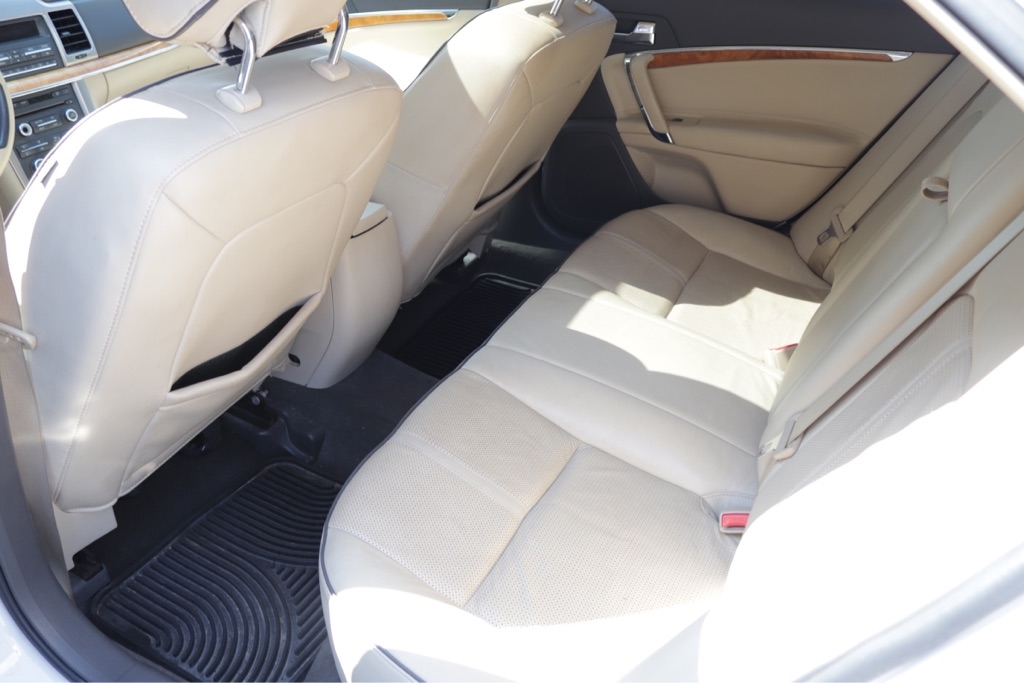 Lincoln MKZ FWD 2011