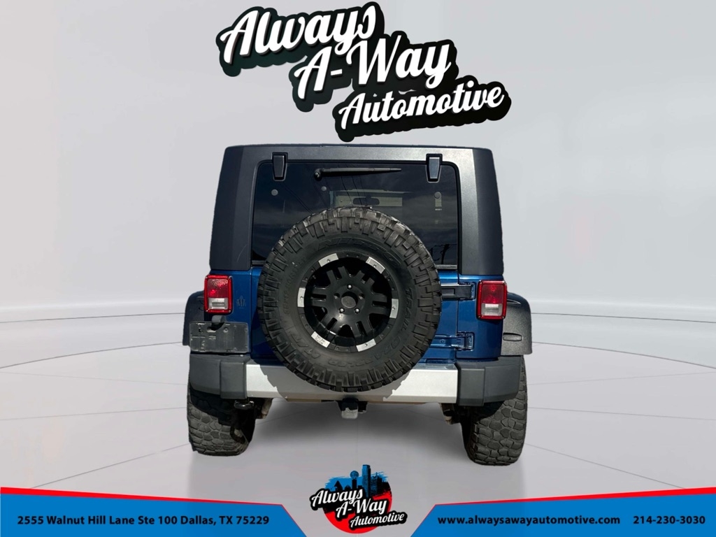 Jeep Wrangler Unlimited Sahara 4WD 2010