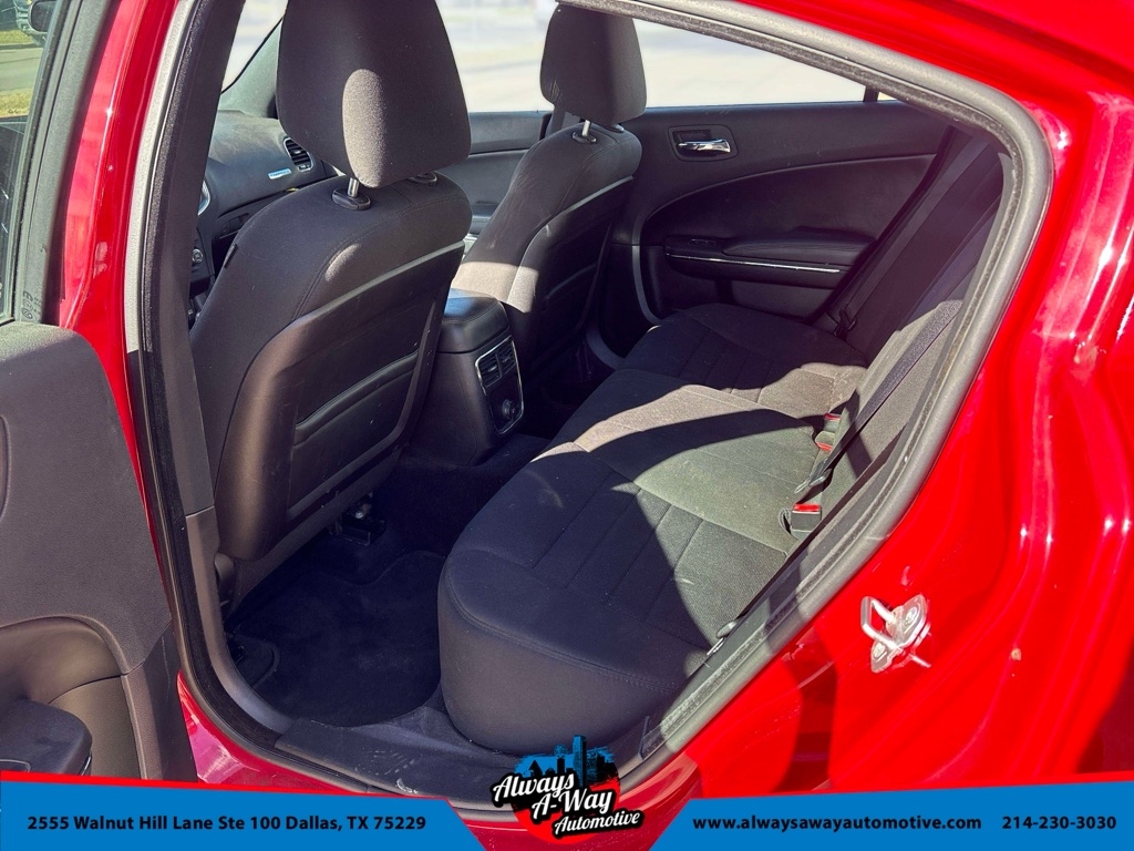 Dodge Charger SE 2013