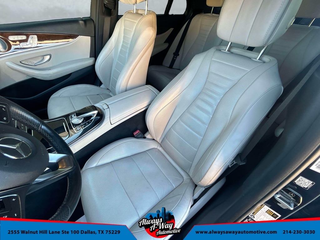 Mercedes-Benz E-Class E300 Luxury 4MATIC Sedan 2017